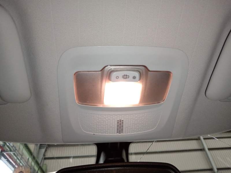 LUZ INTERIOR 