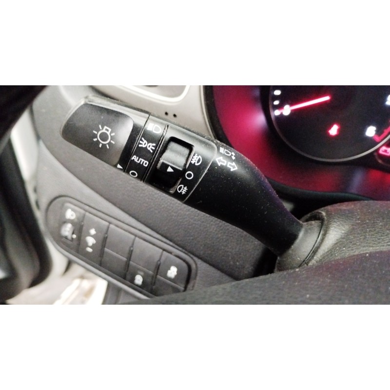 Recambio de mando luces para kia carens ( ) basic referencia OEM IAM   