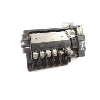 CAJA RELES / FUSIBLES 2Q0937548D 
