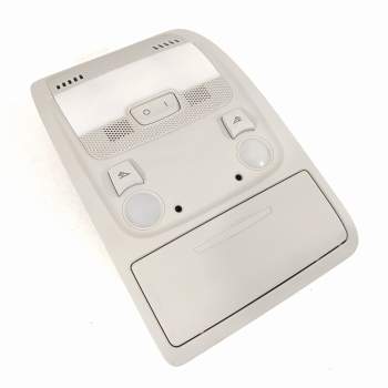 LUZ INTERIOR 8T0947135A 