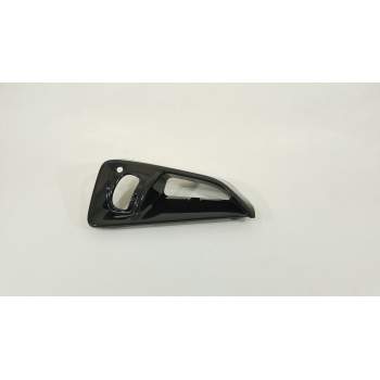 REJILLA PARAGOLPES IZQUIERDA 5FA807575A 