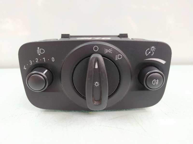 MANDO LUCES C1BT13A024DB 
