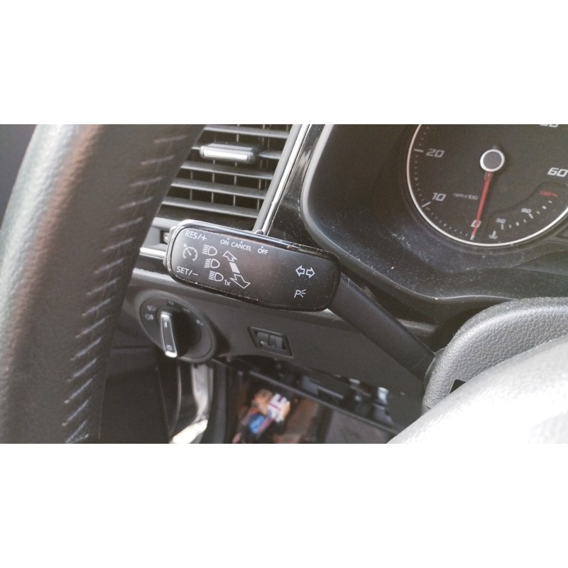 Recambio de mando intermitentes para seat leon (5f1) i-tech referencia OEM IAM   