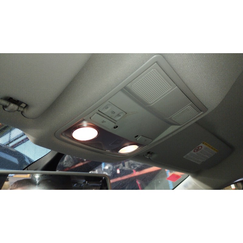 Recambio de luz interior para seat leon (5f1) i-tech referencia OEM IAM   