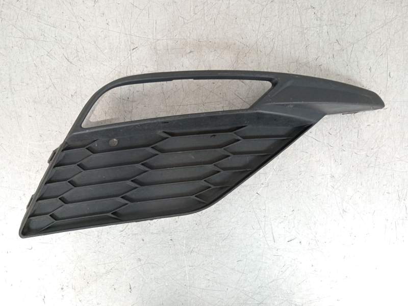 REJILLA PARAGOLPES DERECHA 5F0853666H 