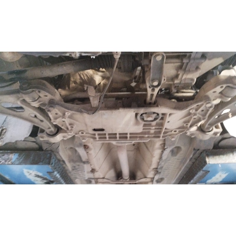 Recambio de puente delantero para audi a3 (8p) 2.0 tdi ambiente referencia OEM IAM   