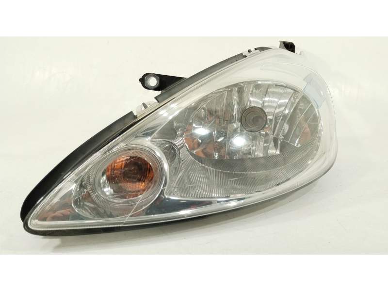 FARO IZQUIERDO 1563832 45950748