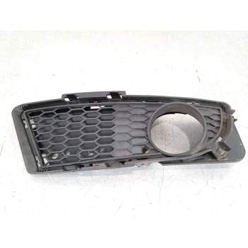 REJILLA PARAGOLPES DERECHA 51117892112 15857711 