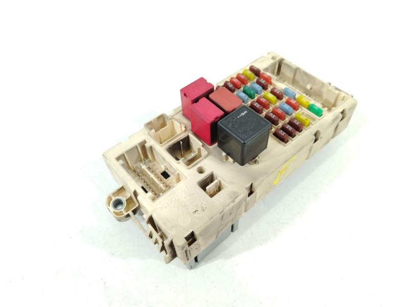 CAJA RELES / FUSIBLES 1349511080 