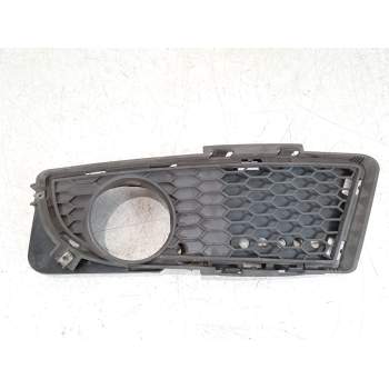 REJILLA PARAGOLPES IZQUIERDA 51117892111 15857711 