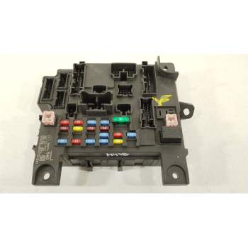 CAJA RELES / FUSIBLES 8637B540 1614555280 8637B541