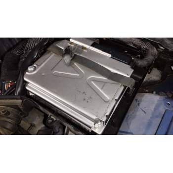 CENTRALITA MOTOR UCE 8E0909552N 0261208039 