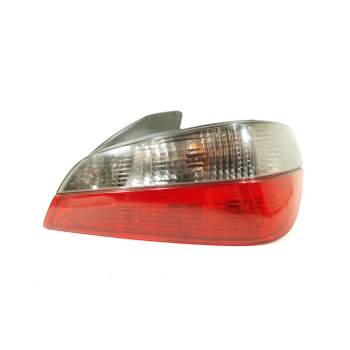 PILOTO TRASERO DERECHO 6351E8 