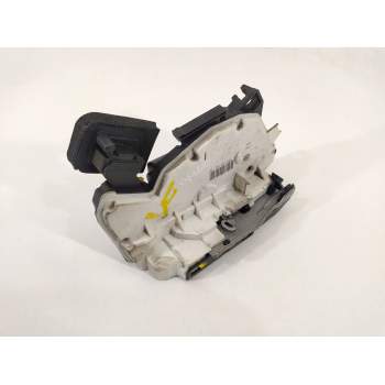 CERRADURA PUERTA TRASERA DERECHA 5K4839016R 