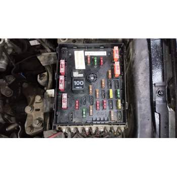 CAJA RELES / FUSIBLES 3C0937125 