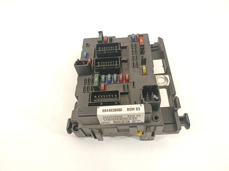 CAJA RELES / FUSIBLES 9644038680 