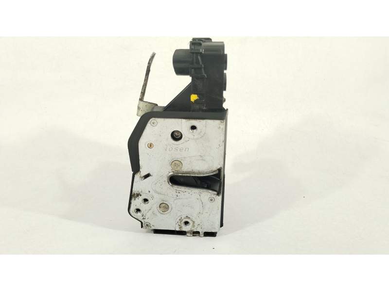 CERRADURA PUERTA DELANTERA IZQUIERDA 51217011305 