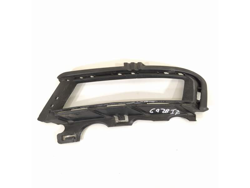 REJILLA PARAGOLPES IZQUIERDA 5G0853211E 