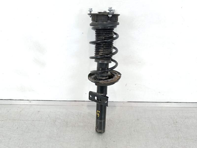 AMORTIGUADOR DELANTERO DERECHO 2q0413031 aj 