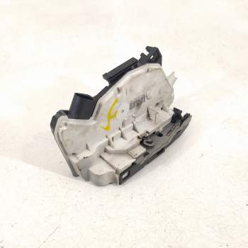 CERRADURA PUERTA DELANTERA DERECHA 5N1837016C 