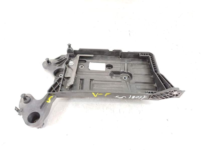 SOPORTE BATERIA 5Q0915331 
