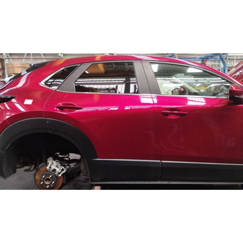 Recambio de puerta trasera derecha para mazda cx-30 zenith referencia OEM IAM   