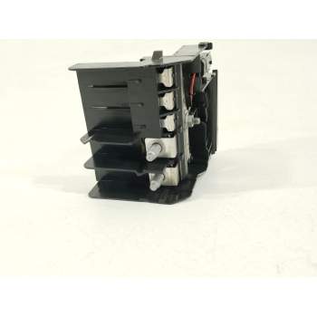 CAJA RELES / FUSIBLES 39220062 33322278 