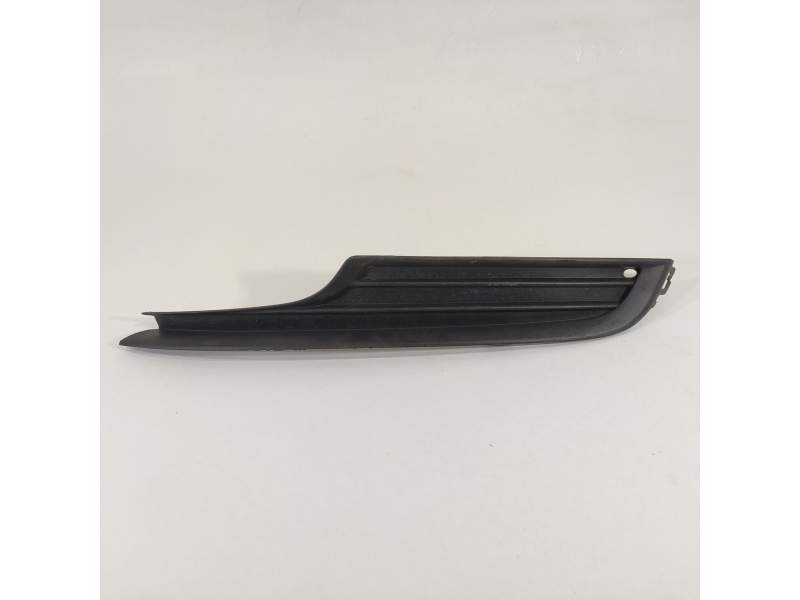 REJILLA PARAGOLPES IZQUIERDA 5G0853665 
