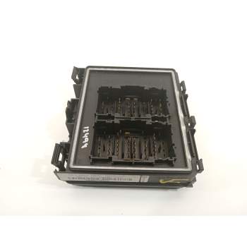 CAJA RELES / FUSIBLES JX6T14D068BD 