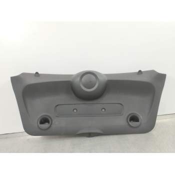 GUARNECIDO PORTON TRASERO 7148904 