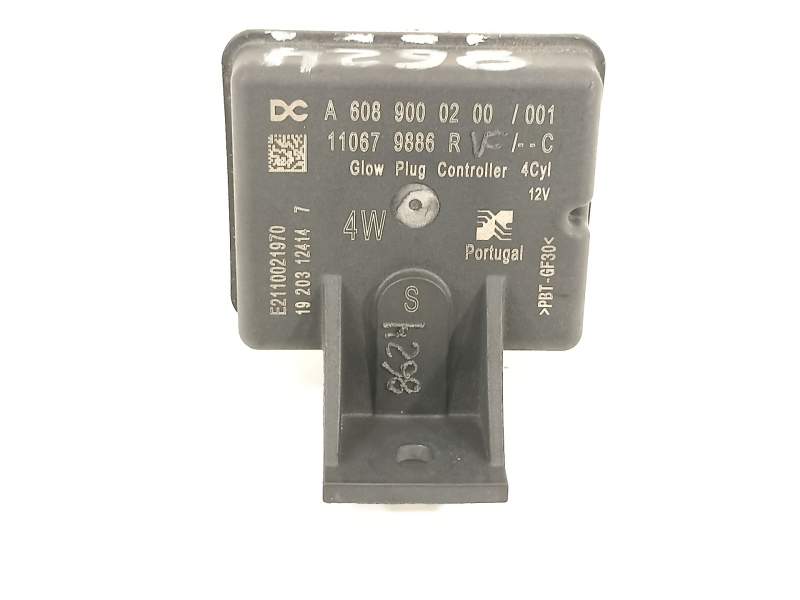 CAJA PRECALENTAMIENTO 110679886R 