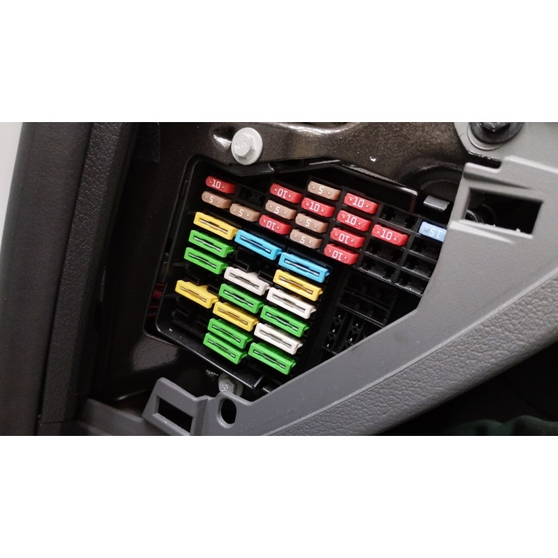 Recambio de caja reles / fusibles para seat exeo berlina (3r2) reference referencia OEM IAM   