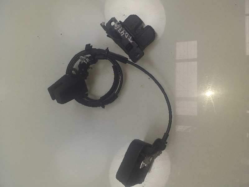 CERRADURA PUERTA TRASERA DERECHA 2K0827506 2K0827185 