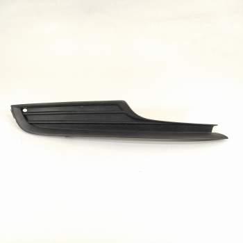 REJILLA PARAGOLPES DERECHA 5G0853666 