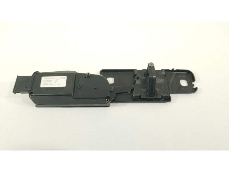 CERRADURA MALETERO / PORTON 4F9827383G 