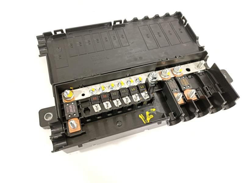 CAJA RELES / FUSIBLES JX6314516AA 