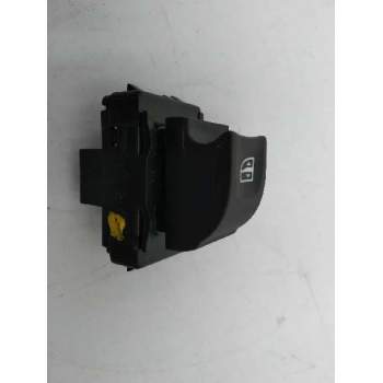 MANDO ELEVALUNAS DELANTERO DERECHO 809600018R 