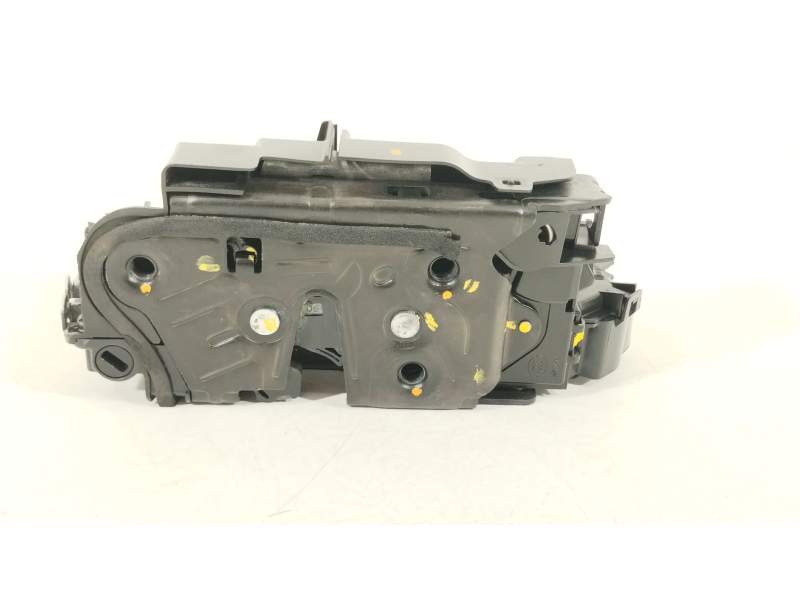 CERRADURA PUERTA DELANTERA DERECHA 5NB837016C 