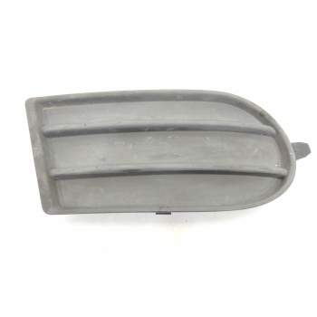 REJILLA PARAGOLPES DERECHA 7176163J0 