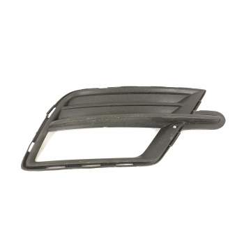 REJILLA PARAGOLPES DERECHA 2K5853666C 