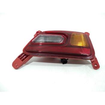 PILOTO TRASERO DERECHO PARAGOLPES 92406J90 92406J9000