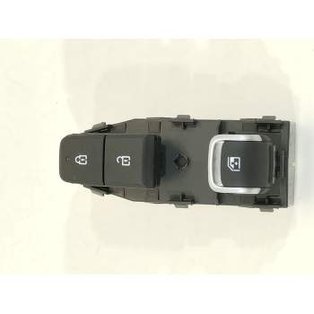 MANDO ELEVALUNAS DELANTERO DERECHO 93581P2220WK 