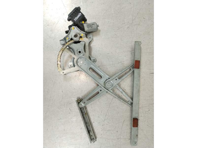 ELEVALUNAS DELANTERO IZQUIERDO 8572002230A 8570202020