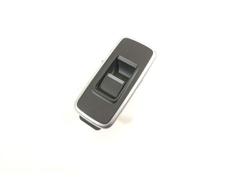 MANDO ELEVALUNAS TRASERO DERECHO GX7314717AC 