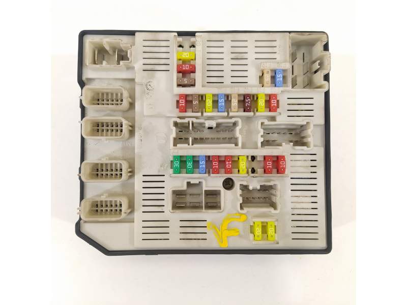 CAJA RELES / FUSIBLES 284B61871R 519339402 