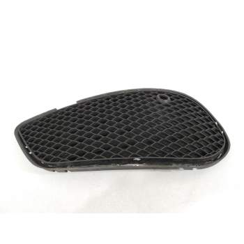 REJILLA PARAGOLPES IZQUIERDA A2058852523 A2058854023
