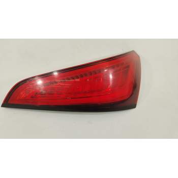 PILOTO TRASERO DERECHO 8R0945094C 