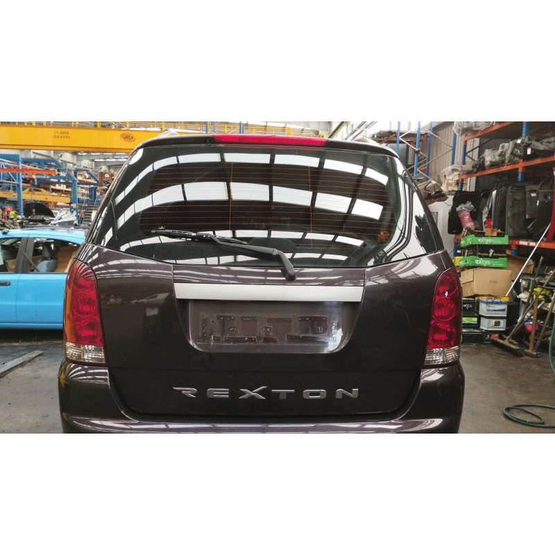 Recambio de porton trasero para ssangyong rexton 2.9 td gls referencia OEM IAM   