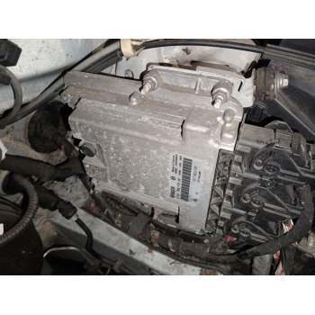 CENTRALITA MOTOR UCE 237102213R 237104128R 0281030439