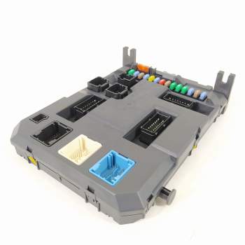 CAJA RELES / FUSIBLES 9666952280 BSIEVX0400 22661F01